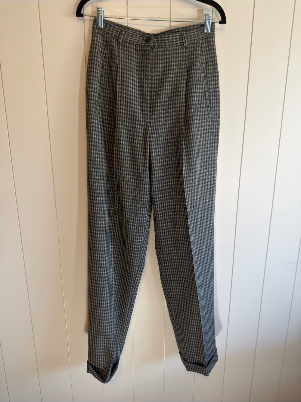 Houndstooth High-Rise Tapered Pants - Gray